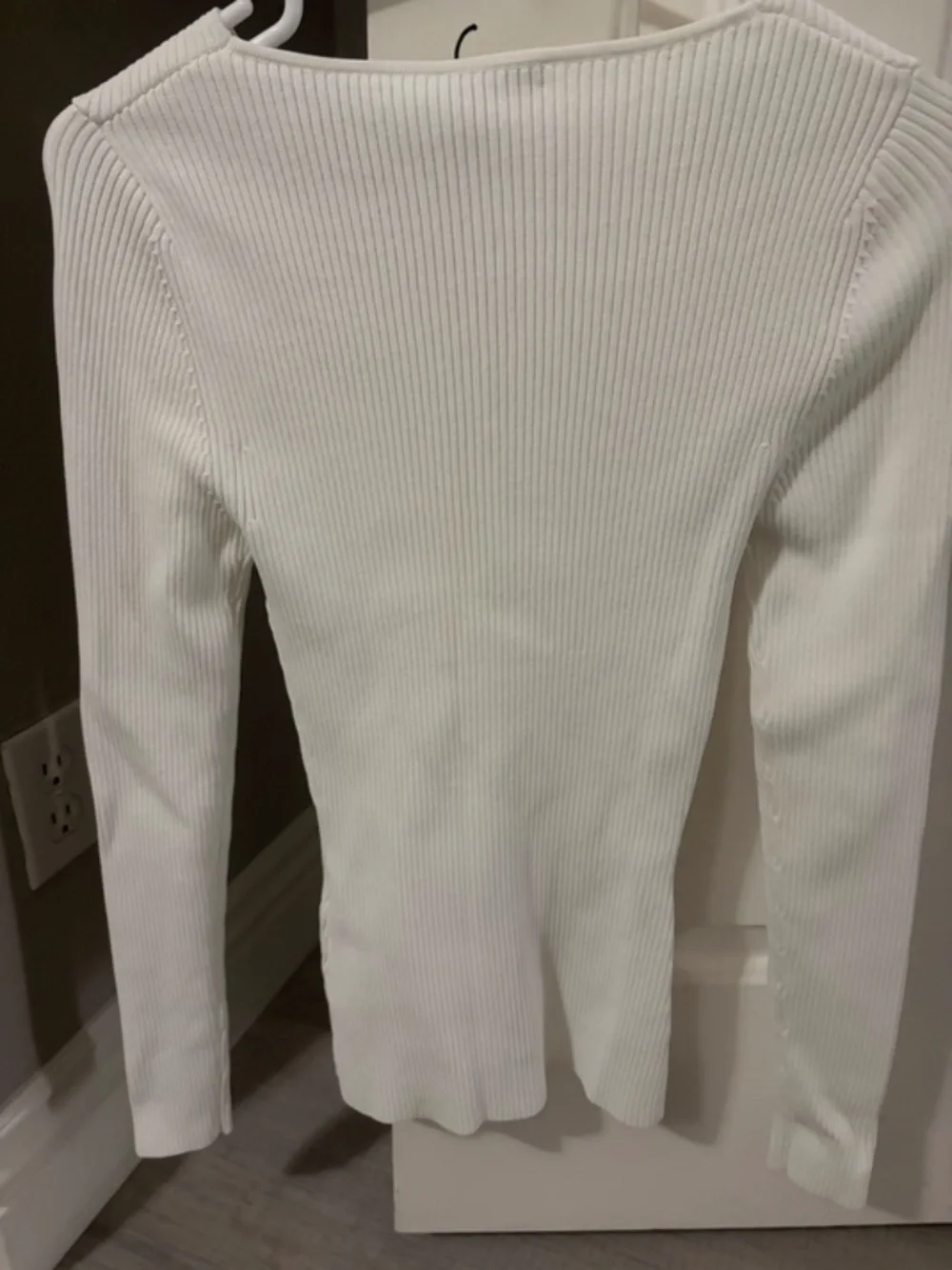Reiss sweater like new size XS - Picture 3 of 4